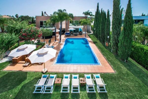 Villa Laguna, Golf - Stunning house - Laguna Golf Course, Book Villa Quarteira 
