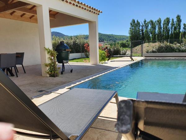 Onze Villa in Provence, Mont Ventoux, New Luxury Villa, Private Pool, Stunning views, Outdoor Kitchen, Big Green Egg, Book Feriehus Hoteller i Mont Ventoux med pool, Swimmingpool