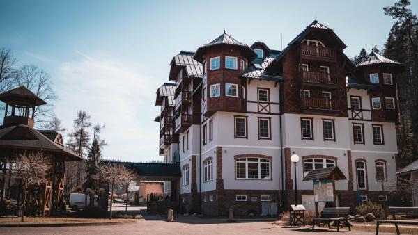 Wellness Penzión Smerdžonka - KÚPELE PIENINY, Book Pension Prešovský kraj hoteller med pool, Swimmingpool