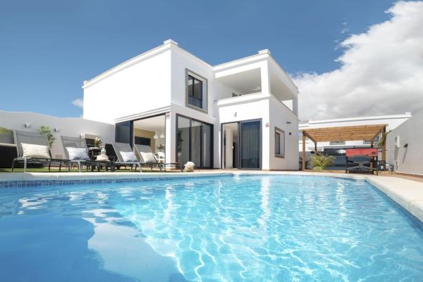 Villa Abeto, Book Villa Yaiza 