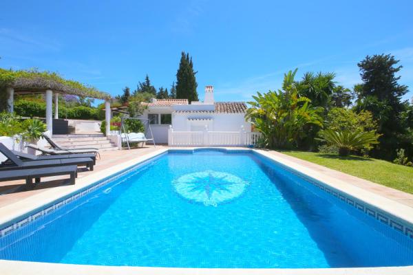 Villa CAMPO, Book Lejlighed Hoteller i Costa del Sol med pool, Swimmingpool