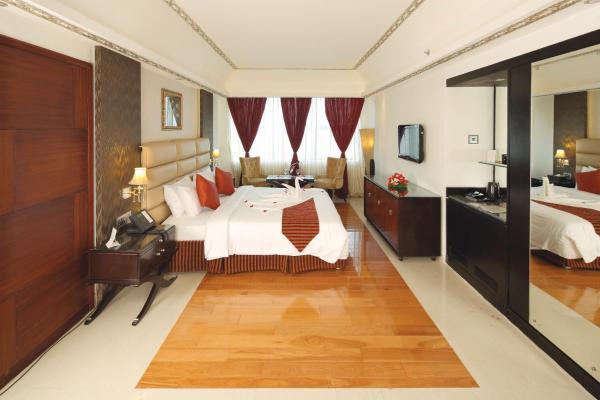 Windsor Rajadhani Hotel, Book Hotel Trivandrum hoteller med pool, Swimmingpool