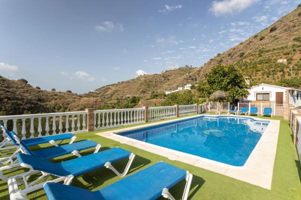Villa Virginia Peace and quiet, Book Villa Hoteller i Axarquía med pool, Swimmingpool
