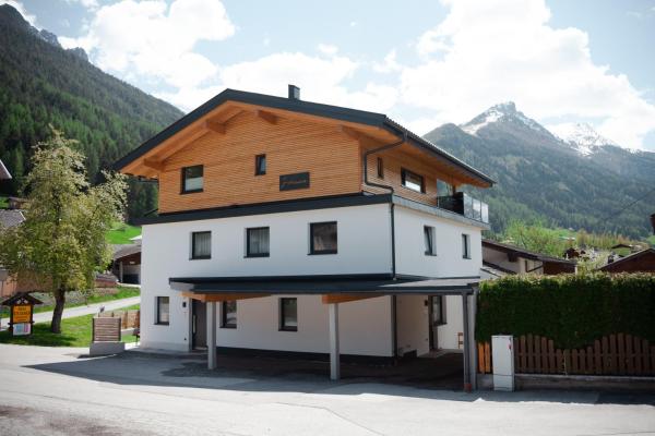 Johann Apartments, Book Lejlighed Hoteller i Tyrol med parkering, Parkering
