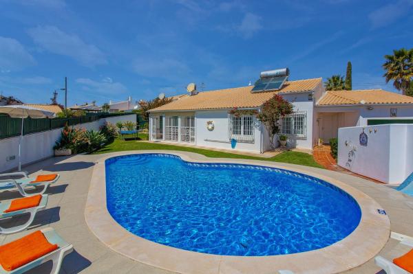Villa Rocchi by Villa Plus, Book Villa Albufeira hoteller med pool, Swimmingpool