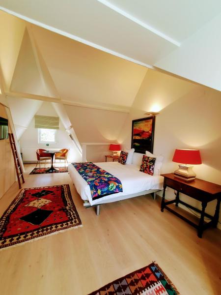 Bed and breakfast The Benedictine, Book Værelse i privat hjem Historical Centre of Brugge 
