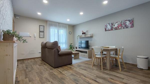 APARTAMENTOS TURISTICOS LAS CANDELAS, Book Lejlighed Puebla de Sanabria 
