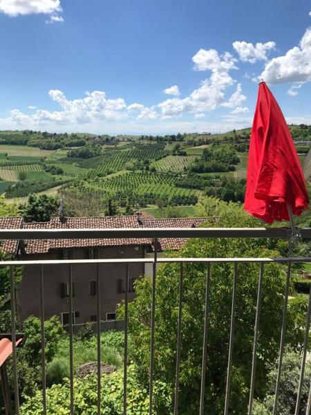La Vite è Bella, Book Pension Govone Langhe