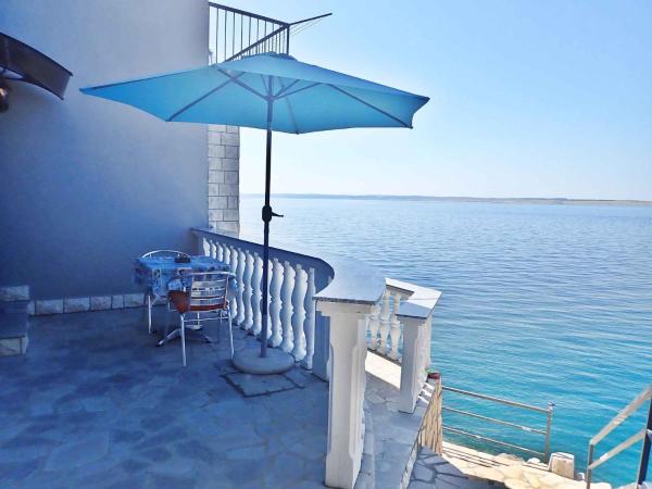 Apartments in Baric Draga 38513, Book Lejlighed Kvarner hoteller med parkering, Parkering