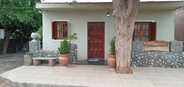 Casa y Departamentos Valle del Bermejo, Book Landsted Sommerhuse i La Rioja, Hytte