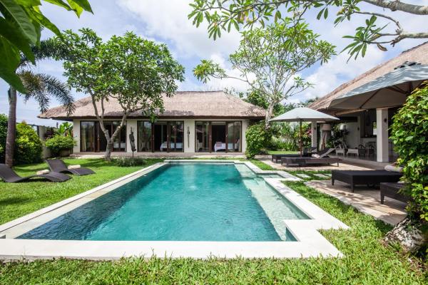 Villa Pascaline, Book Villa Mengwi Badung
