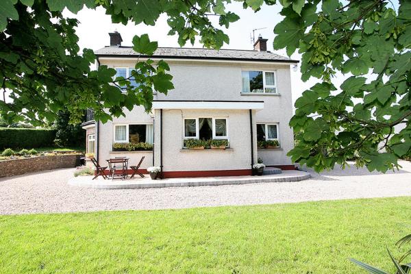 Crockgarve B and B, Book Bed and Breakfast Galbally 