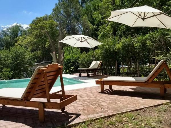 Entre Flores, Book Chalet Hoteller i Córdoba med parkering, Parkering