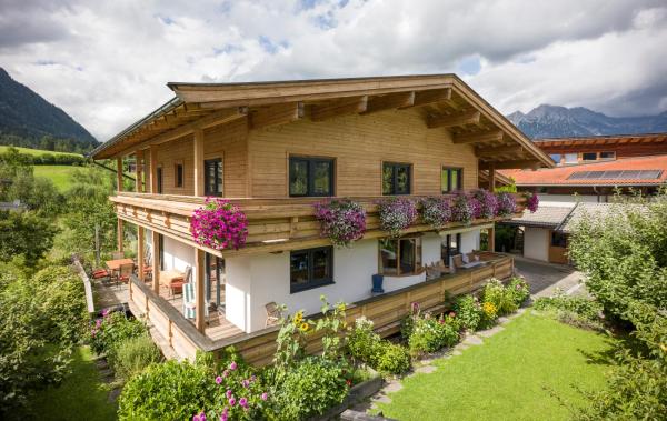 Appartement Albert und Helene Koller, Book Lejlighed Hoteller i Tyrol med morgenmad, Morgenmad