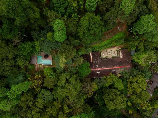 The Weir House, Book Villa Ulapane Kandy