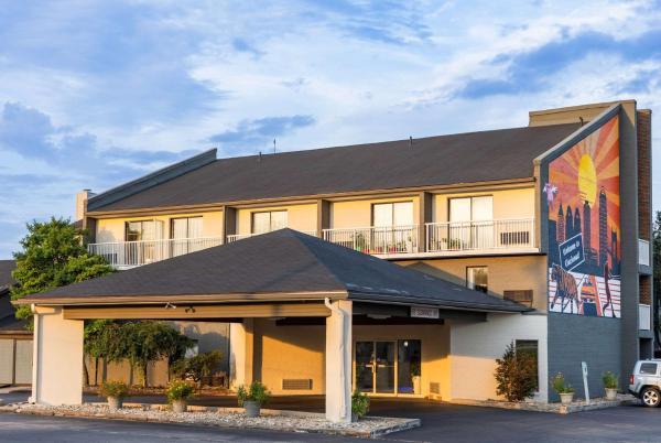 Days Inn Cincinnati, Book Hotel Cherry Grove Ohio