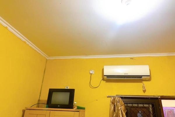 OYO Life 90839 Royale Prapen