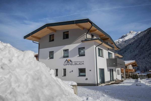 Ferienhaus Gipfelblick, Book Lejlighed Hoteller i Tyrol med parkering, Parkering