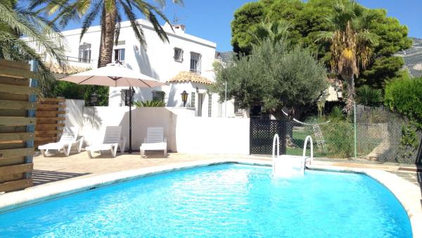 Apartamentos Playa D y G, Book Lejlighed Hoteller i Delta de l'Ebre med pool, Swimmingpool
