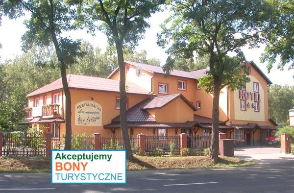 Hotel La-Musica, Book Hotel Chyliczki Masovia