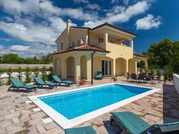 Villa Florami, Book Villa Krnica Sommerhuse, Hytte