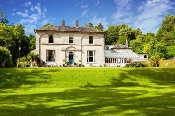 Ballyrafter Country House B&B, Book Bed and Breakfast Hoteller i Waterford med parkering, Parkering