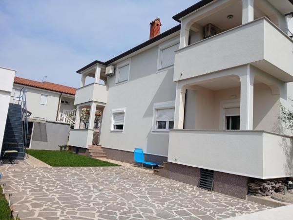 Lara Apartments, Book Lejlighed Billige hoteller i Umag Riviera