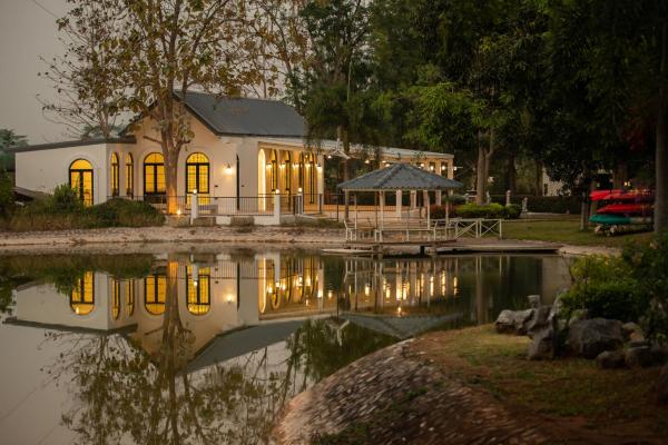 Phuphet Resort, Book Ferieresort Nong Nam Daeng Khao Yai