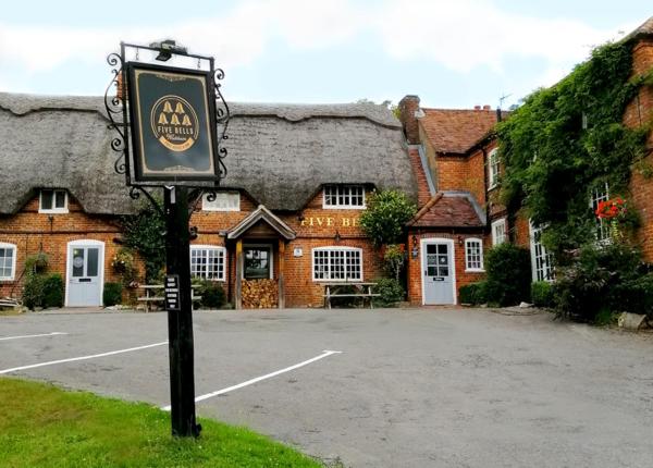 Five Bells Wickham, Book Mini-hotel Goring North Wessex Downs