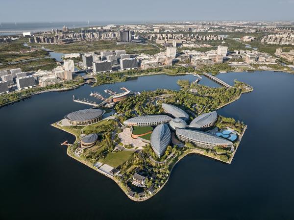Crowne Plaza Shanghai Harbour City, Book Ferieresort Hainan Kina