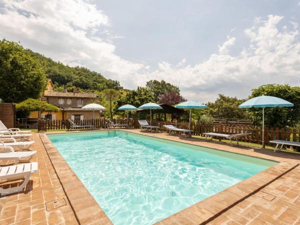 Holiday Home in Assisi with Pool & Nature, Book Feriehus San Presto Umbrien