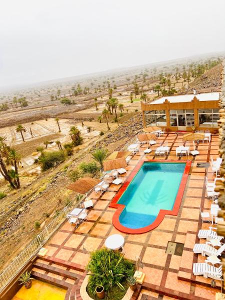 Auberge Kasbah Ennakhile, Book Bed and Breakfast Nkob 