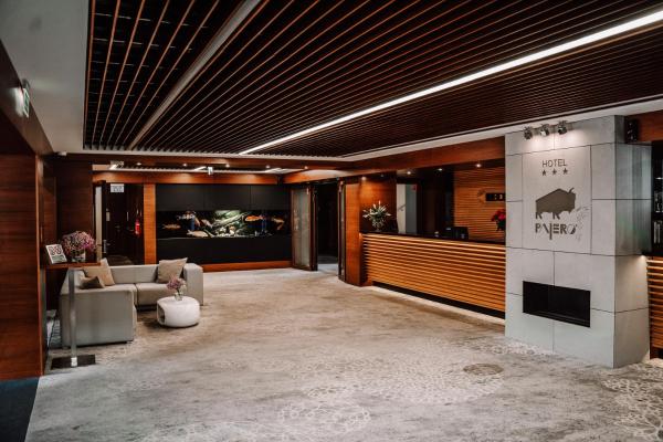 Hotel Pajero, Book Hotel Hoteller i Lubelskie med parkering, Parkering