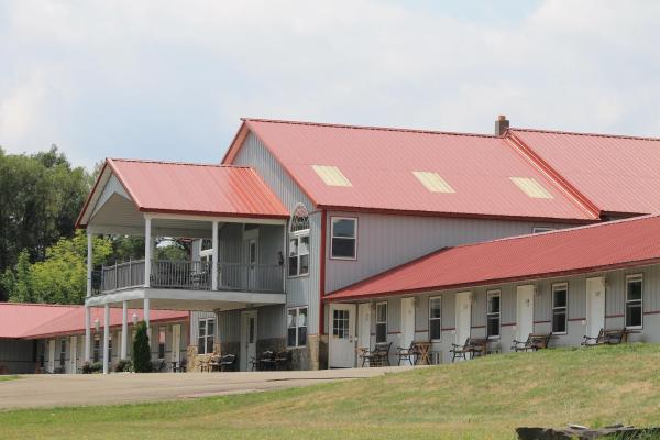 Golden Knight Inn and Suites, Book Hotel Dundee 