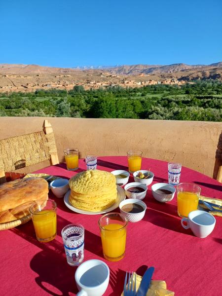 Les Jardins M'goun, Book Bed and Breakfast  