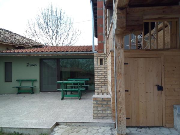 Studio Apartment in Palamartsa, Book Lejlighed Palamartsa 