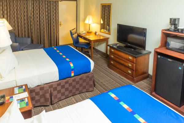 Park Inn by Radisson Sharon