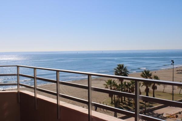 Ronda 3 Beachfront apartment, Book Lejlighed Hoteller i Costa del Sol med pool, Swimmingpool