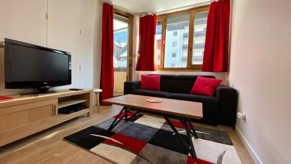 Chamois de Chamonix, Confortable 2 pièces, balcon, parking gratuit, Book Lejlighed Hoteller i Rhône-Alps med parkering, Parkering