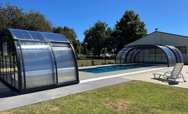Otorohanga Holiday Park, Book Ferielandsby Hoteller i Auckland Region med pool, Swimmingpool