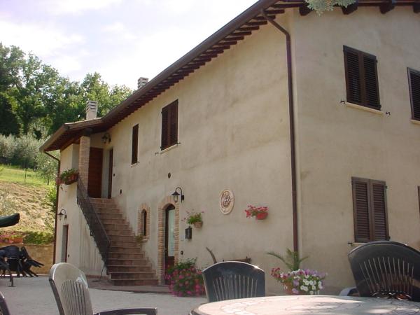 Agriturismo La Cantina San Martino, Book Landbrugsophold Assisi Umbrien