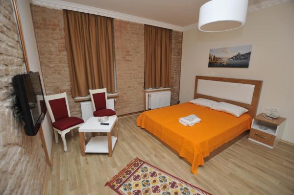 Apartof - Adults Only
