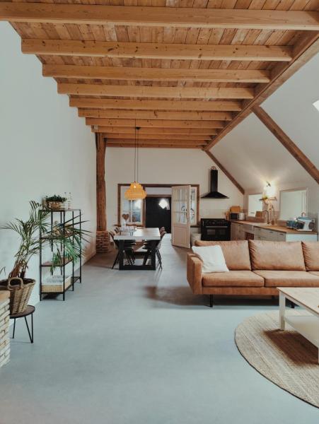B&B Wijdzicht, Book Bed and Breakfast Wolsum Frisland