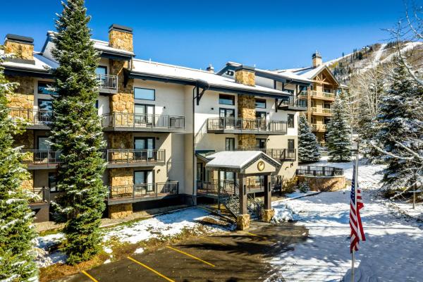 Ptarmigan House 28, Book Hotel Steamboat Springs hoteller med parkering, Parkering