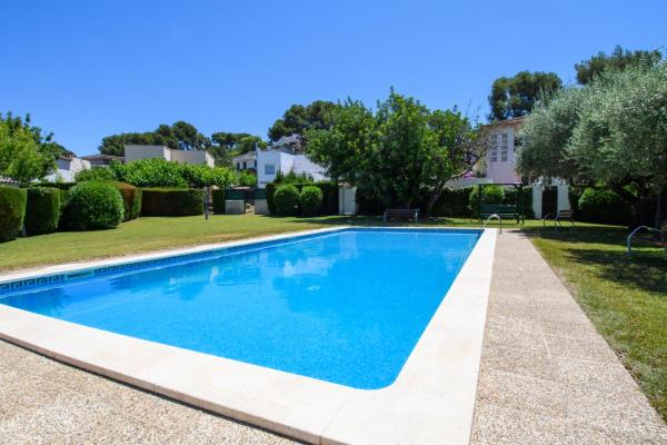 Rentalmar Villa Covamar families only, Book Feriehus Salou Tarragonès