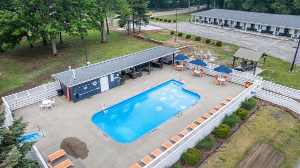Timberline Motel
