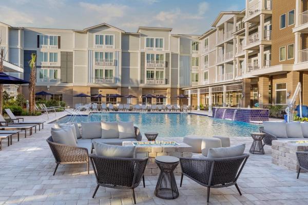 SpringHill Suites by Marriott Amelia Island, Book Hotel Hoteller i Jacksonville Coast med pool, Swimmingpool