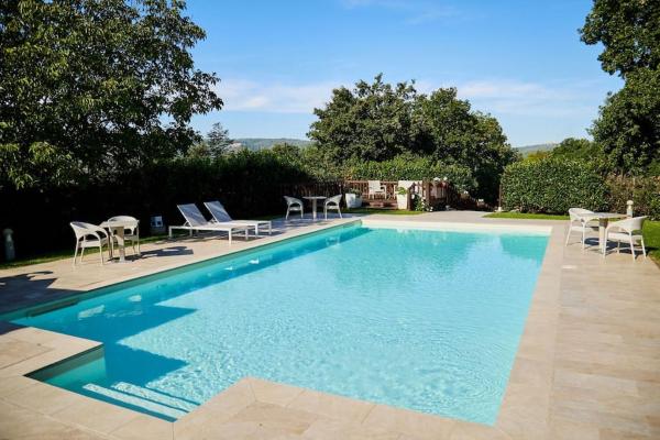 Villa Tuscan Prestige 25 ospiti Piscina Jacuzzi, Book Villa La Croce hoteller med pool, Swimmingpool
