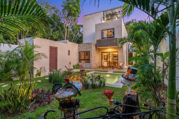 Private Tulum Villa in Exclusive Secured Community, Book Villa Tulum hoteller med pool, Swimmingpool