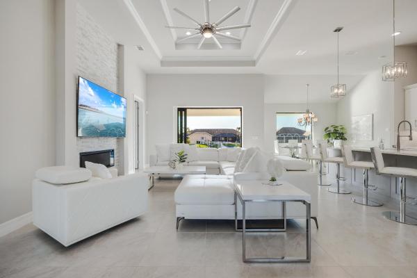 Heated Pool, Kayaks, Brand New Home, Sleeps 6 - Villa Luxuria Blanca, Book Feriehus Villaer i Florida, Villa